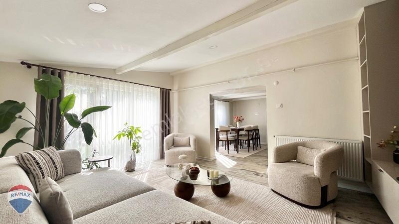 Erenler Bekirpaşada 295 M² Arsa İçinde Yenilenmiş Müstakil Ev — fotoğraf 12