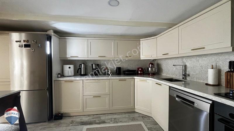 Erenler Bekirpaşada 295 M² Arsa İçinde Yenilenmiş Müstakil Ev — fotoğraf 17