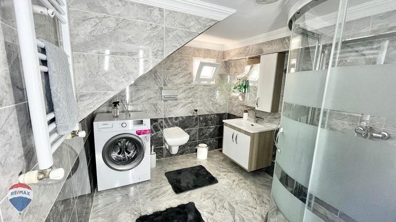 Erenler Bekirpaşada 295 M² Arsa İçinde Yenilenmiş Müstakil Ev — fotoğraf 23