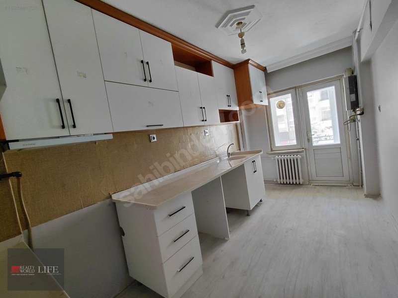 Rw Lıfe // Kurtuluş Mah.vatan Caddesi Üzeri 3+1 Satılık Daire — fotoğraf 12