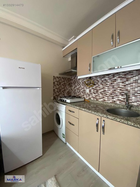 Marka'dan Metin Göktepe Caddesinde Balkonlu Arakat Kiralık Daire — fotoğraf 31