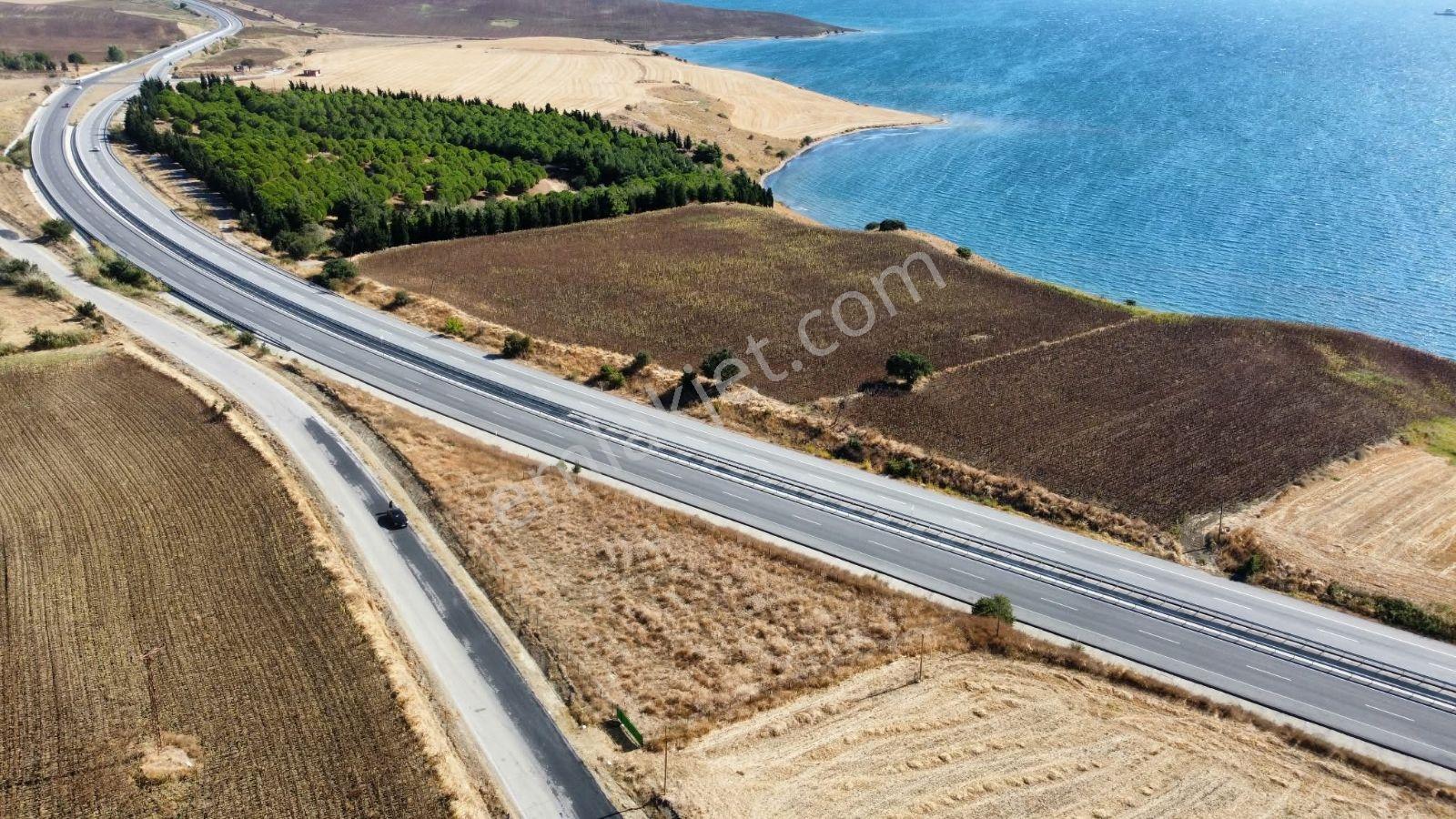 2 Yola Cepheli Deniz Ve Köprü Manzaralı İmarlı Araç Takaslı — fotoğraf 13