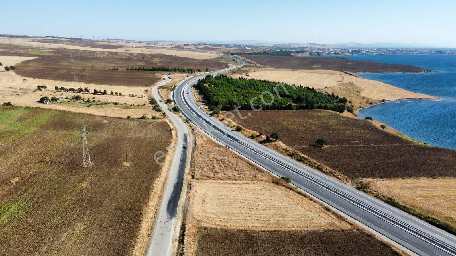 2 Yola Cepheli Deniz Ve Köprü Manzaralı İmarlı Araç Takaslı — fotoğraf 14