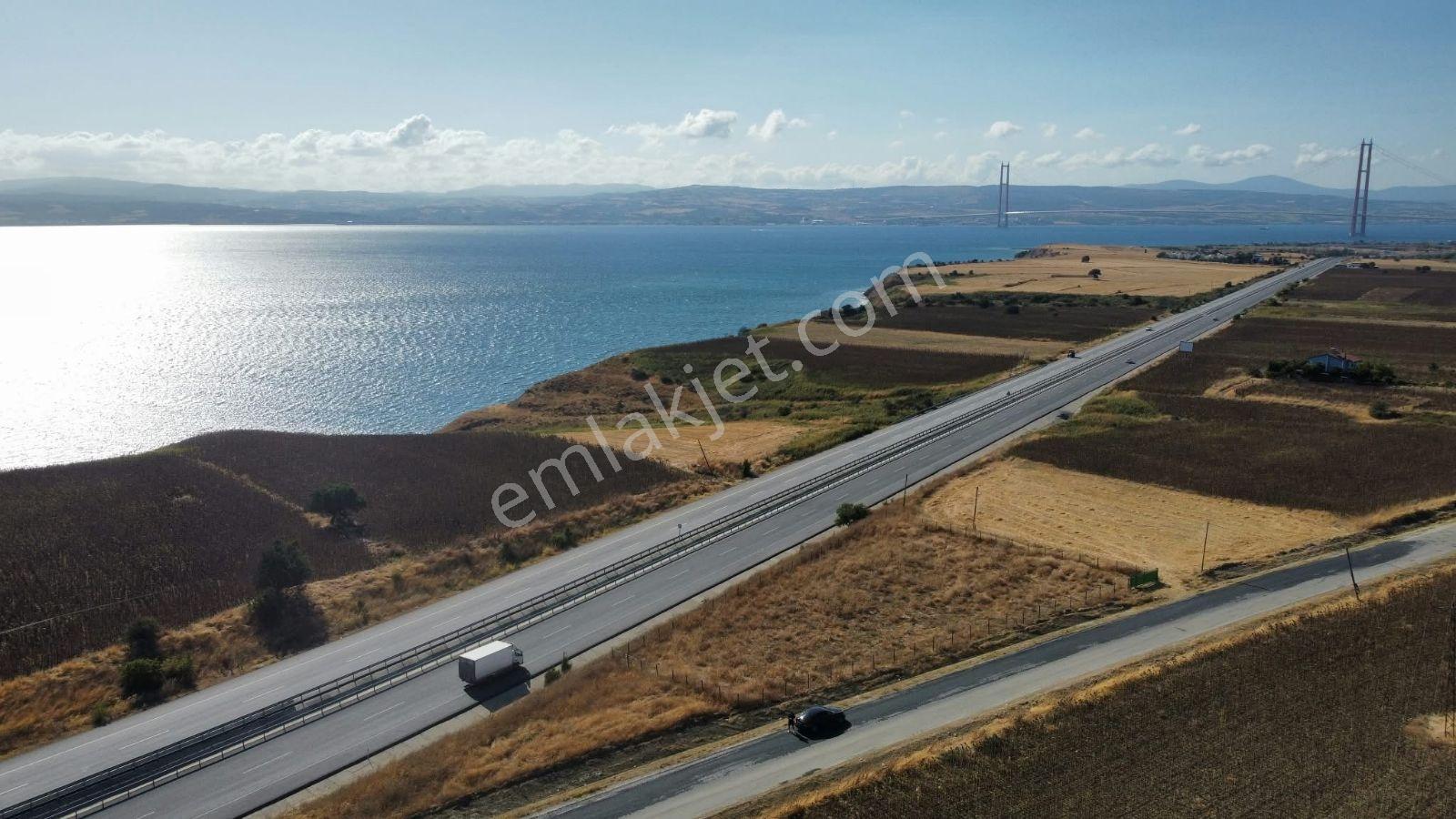 2 Yola Cepheli Deniz Ve Köprü Manzaralı İmarlı Araç Takaslı — fotoğraf 19