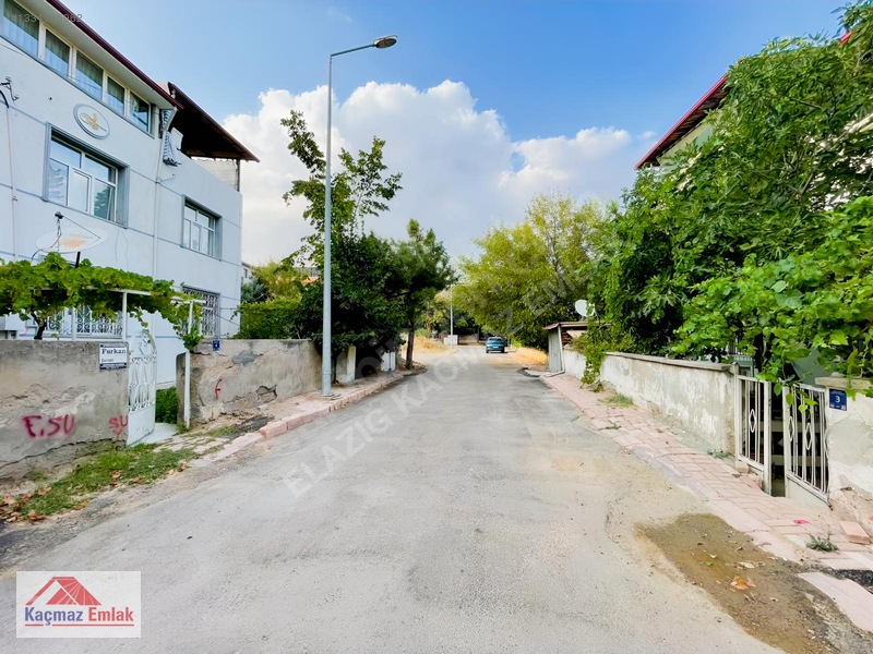 Kaçmaz Emlak'tan Bahçelievler De 3 Katlı Müstakil Ev Ve Arsası — fotoğraf 18