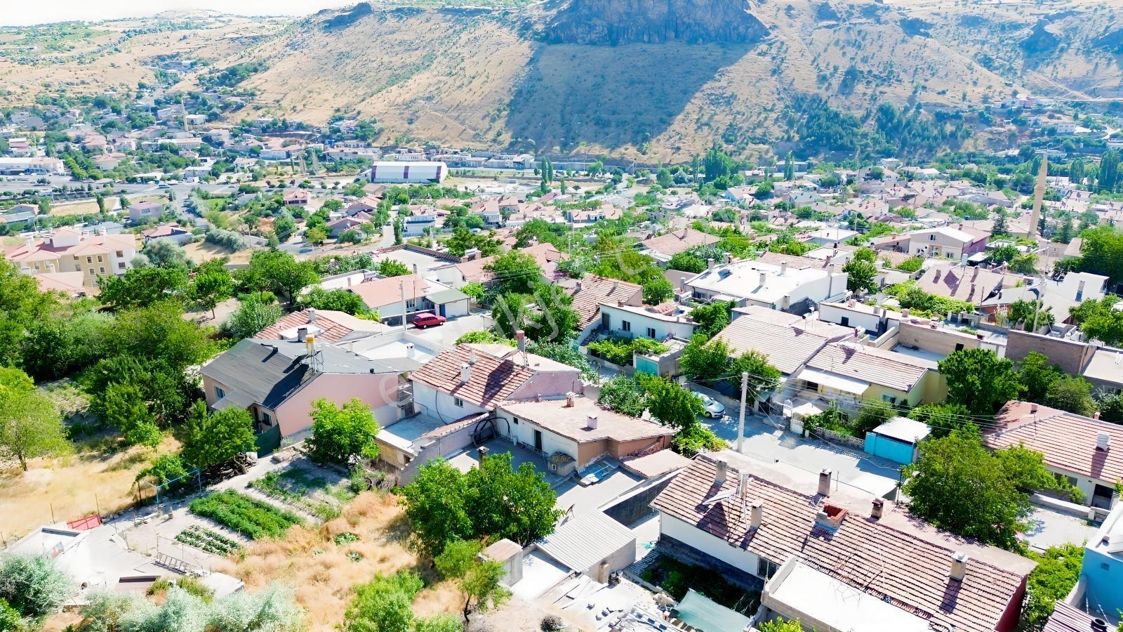 Nevşehir Göre Çayırlık'ta 212 M² Brüt 125 M² Net 2,5+1 Müstakil — fotoğraf 5