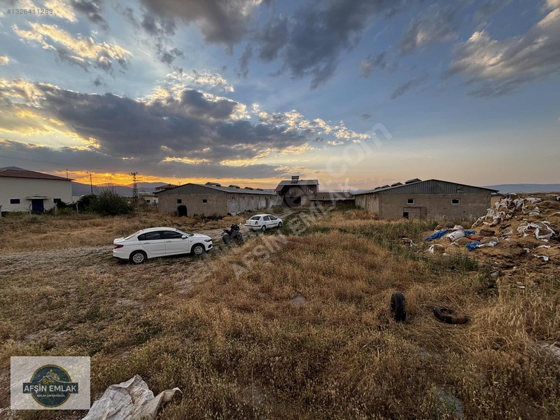 Afşin Emlak'tan Mükkemmel Konumda Satılık Besi Çiftliği — fotoğraf 16