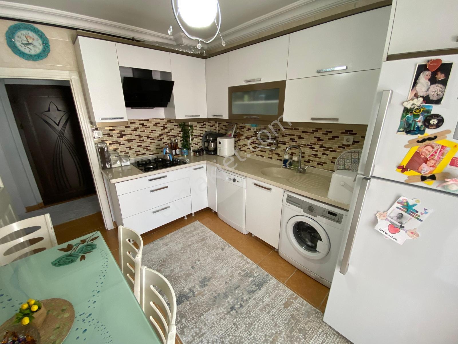 Bağlarbaşında Site İçi Asansörlü Krediye Uygun 3+1 Yapılı Daire — fotoğraf 2