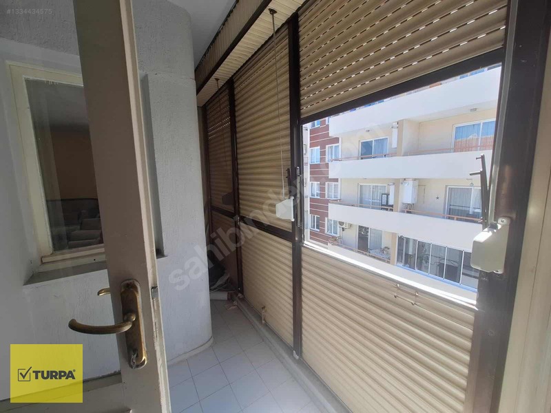 Turpa Vip'ten Poligon Metro Yakını 3+1 Satılık Daire — fotoğraf 6