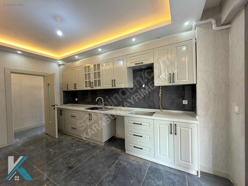 Karasu Dan Havuzlu Sitede Arakat 150 M2 3+1 Satılık Lüx Daire — fotoğraf 3