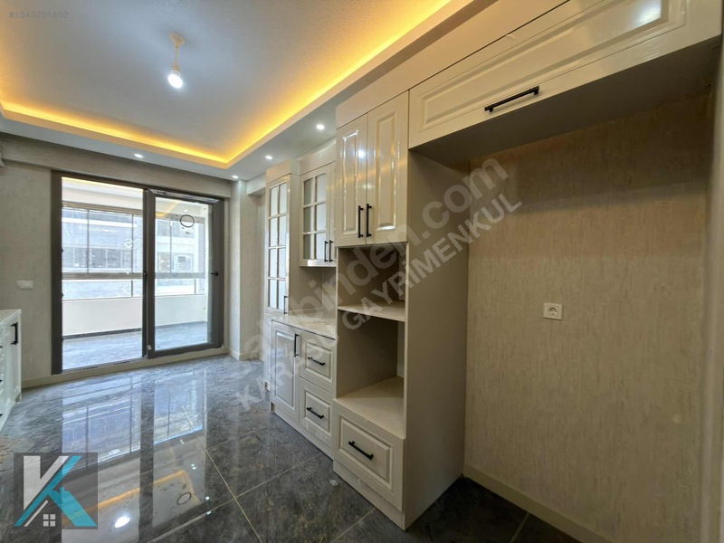 Karasu Dan Havuzlu Sitede Arakat 150 M2 3+1 Satılık Lüx Daire — fotoğraf 4