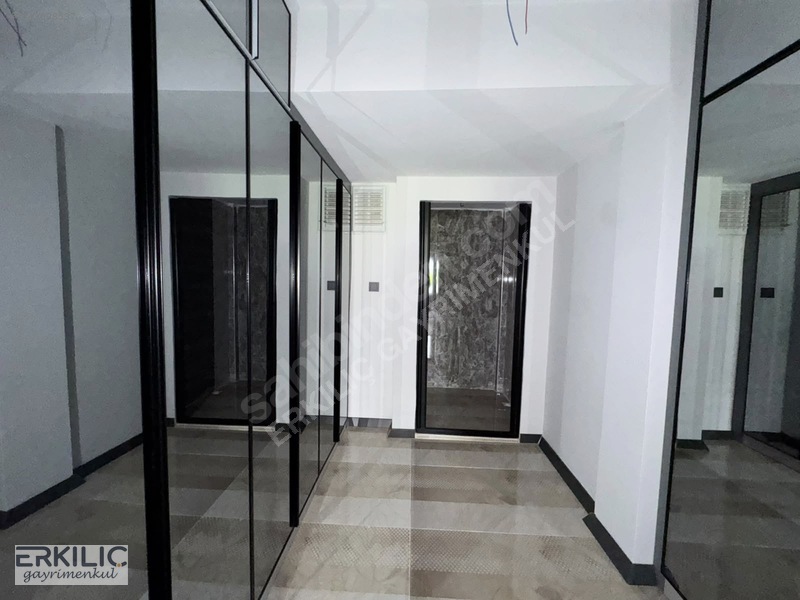 Erkılıç Gayrimenkul'den Site İçi Giyinme Odalı 170m2 Sıfır 3+1 — fotoğraf 25