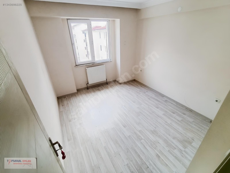 Topsakal Em.5000 Evler Cumhuriyet Mahallesinde Kiralık 2+1 Daire — fotoğraf 10