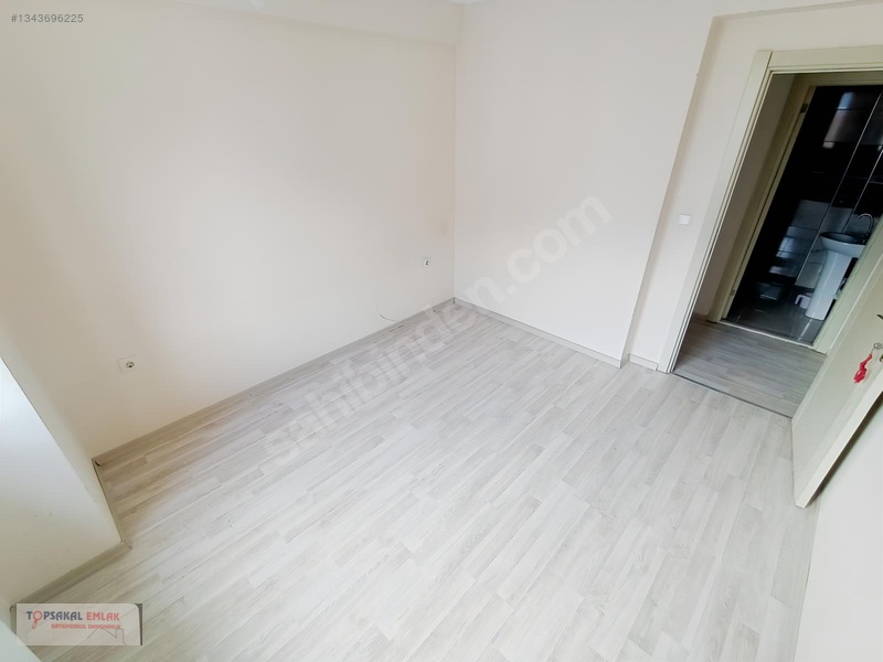 Topsakal Em.5000 Evler Cumhuriyet Mahallesinde Kiralık 2+1 Daire — fotoğraf 13