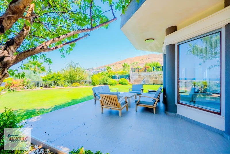 Güzelbahçede Deniz Ve Doğayla İç İçe, Prestijli Kiralık Villa — fotoğraf 6
