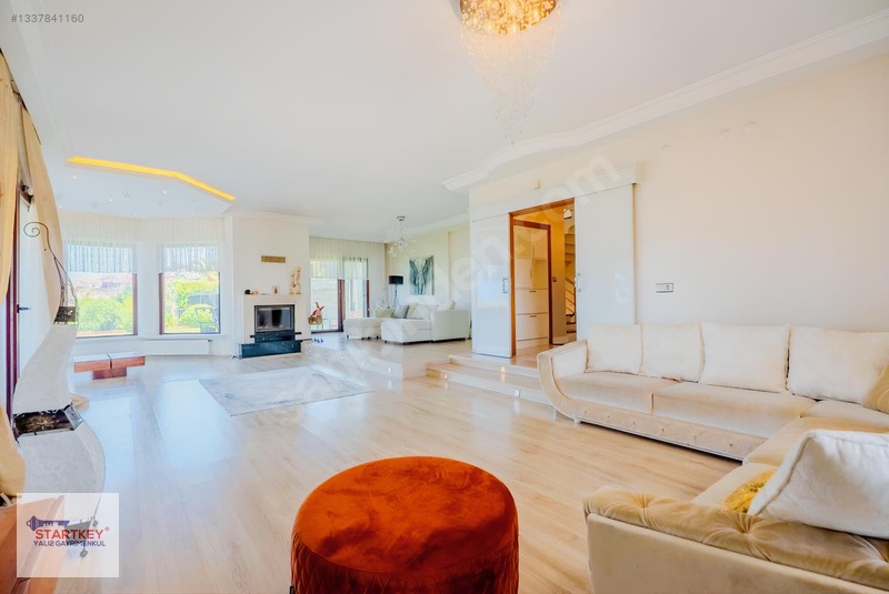 Güzelbahçede Deniz Ve Doğayla İç İçe, Prestijli Kiralık Villa — fotoğraf 10