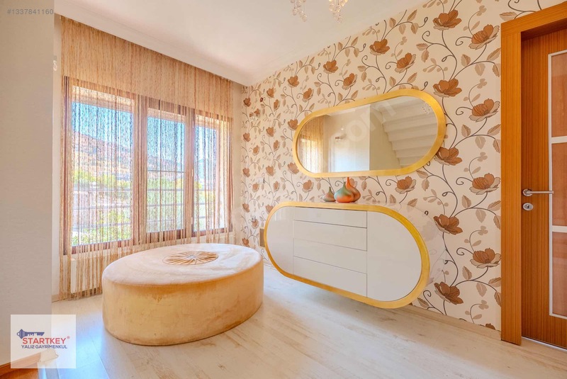 Güzelbahçede Deniz Ve Doğayla İç İçe, Prestijli Kiralık Villa — fotoğraf 17