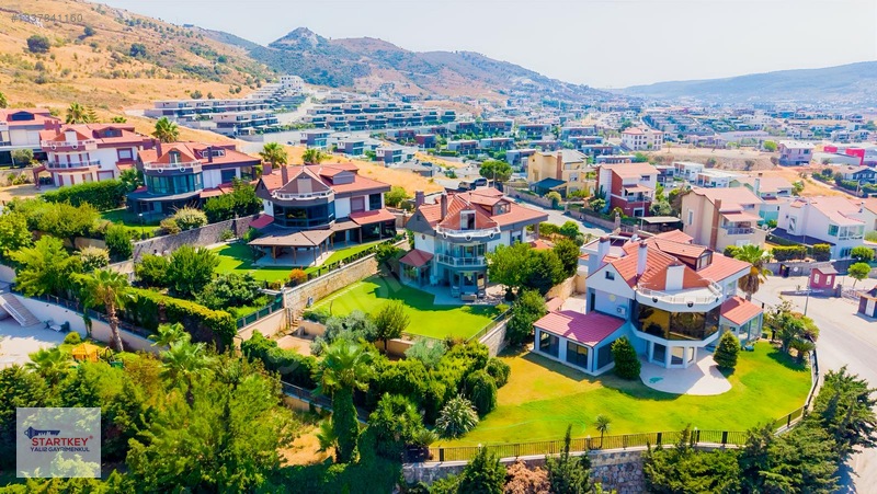 Güzelbahçede Deniz Ve Doğayla İç İçe, Prestijli Kiralık Villa — fotoğraf 29