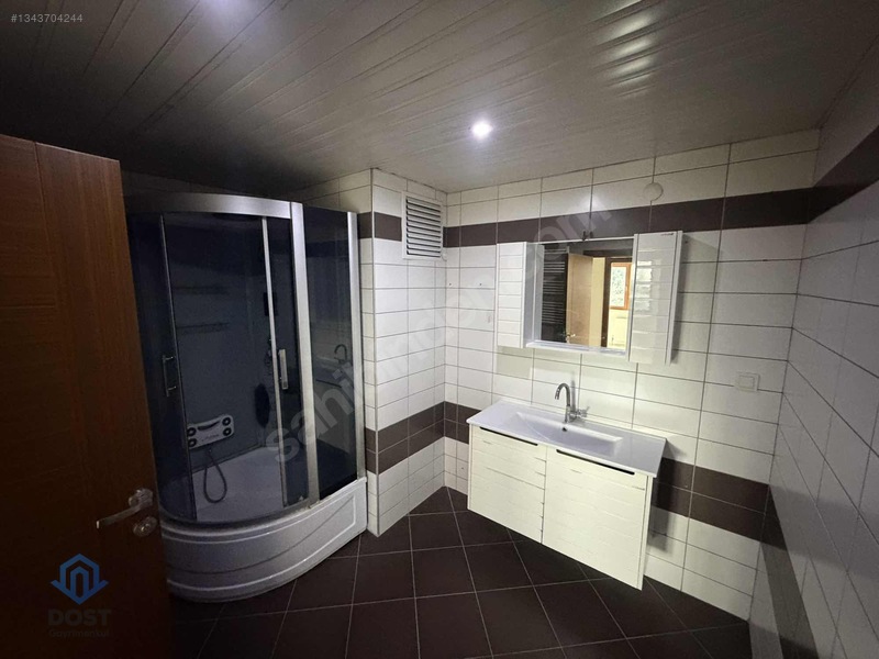 Ahi Mesut'ta Site İçerisinde Geniş 3+1 Daire — fotoğraf 21