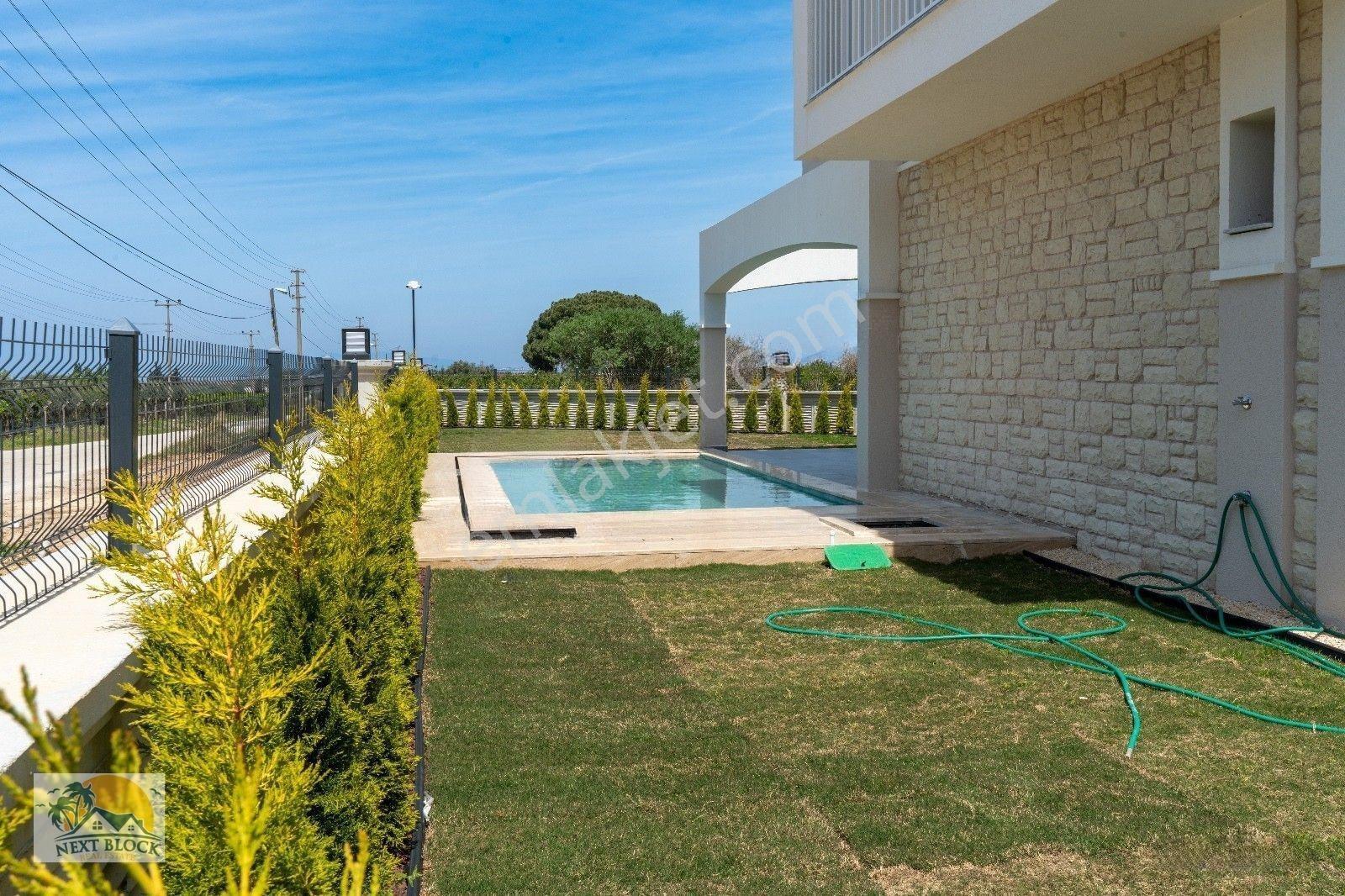 Kuşadası Davutlar Sahil'de Muhteşem Konum-manzara-ö.havuz Villa — fotoğraf 5
