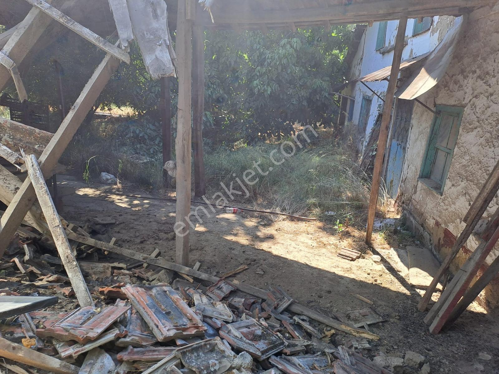 Dereçavuş Mah. Cadde Üzeri Villa İmarlı Arsa — fotoğraf 11