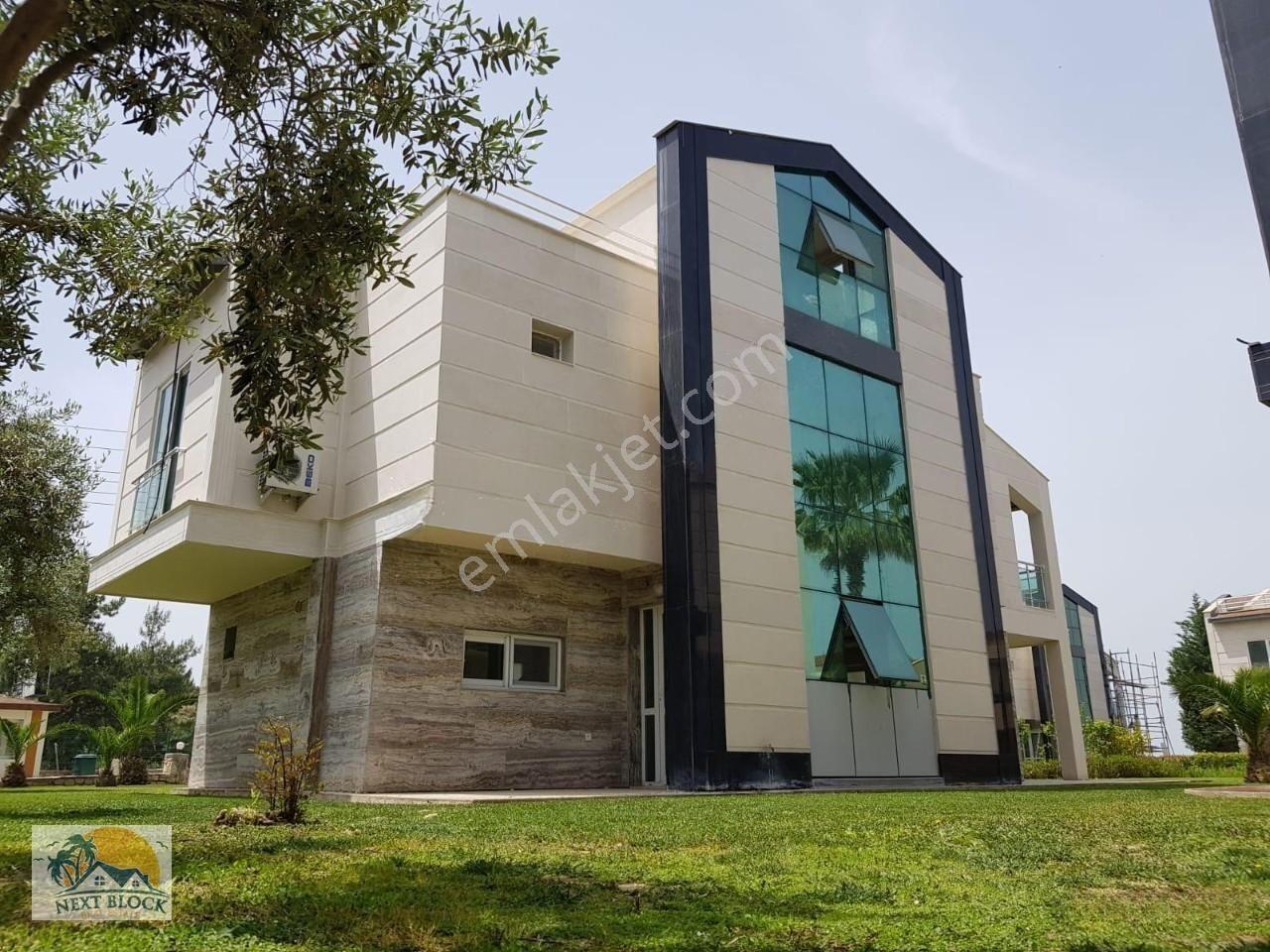 Next Block Gayrimenkul'den Full Manzaralı Oturuma Hazır Villa — fotoğraf 3