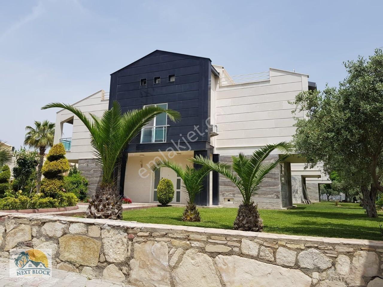 Next Block Gayrimenkul'den Full Manzaralı Oturuma Hazır Villa — fotoğraf 19