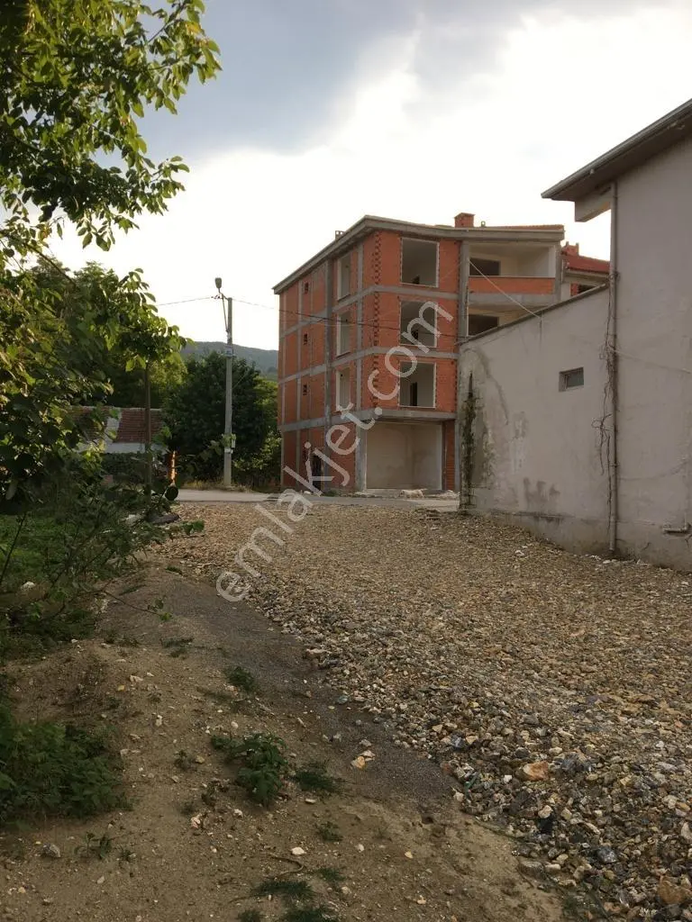 İnegöl Cerrah'ta 4 Kat İmarlı | Hemen İnşaata Hazır 264 M² — fotoğraf 18