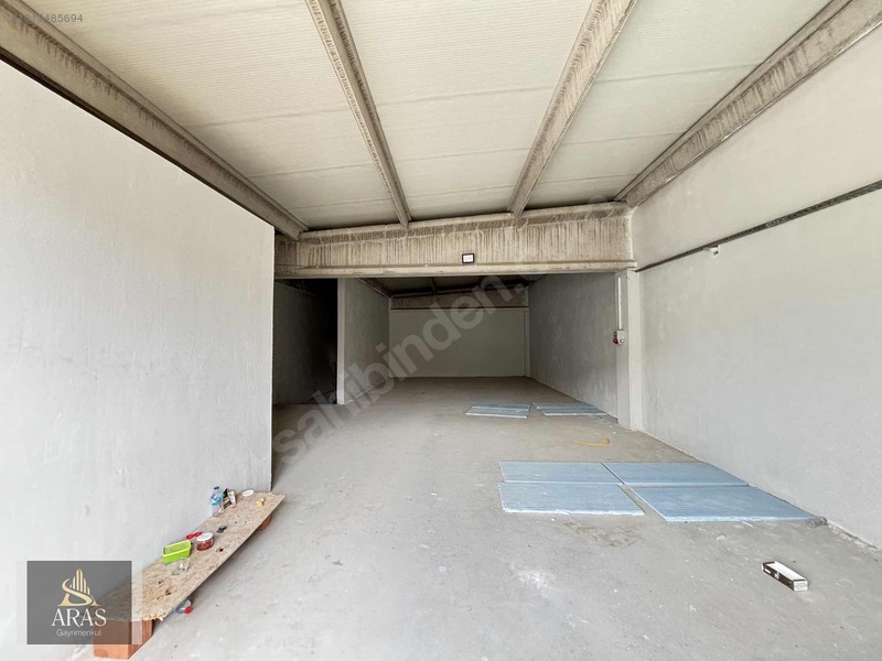 Aras Gayrimenkulden Nuri Giyikte 250 M2 Kiralık Sıfır Dükkan — fotoğraf 8