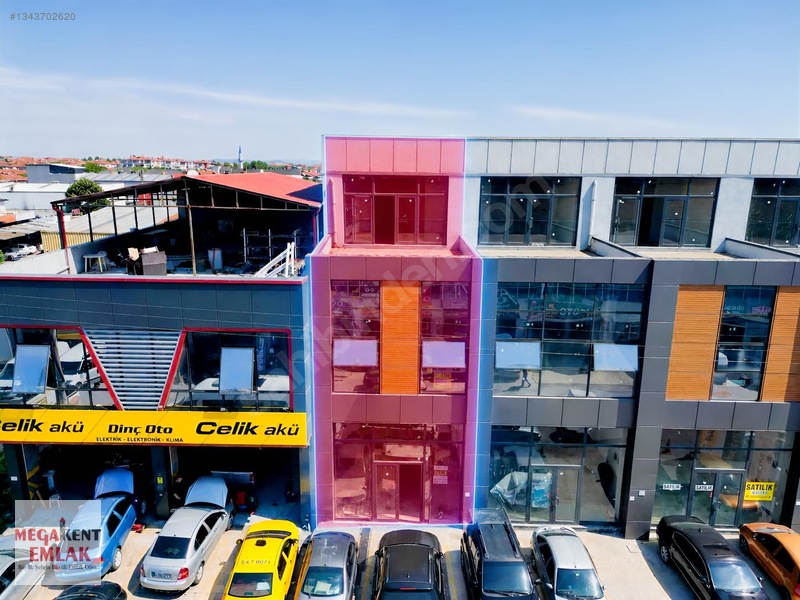 Erenler 2.noter Karşısında 420 M² 3 Katlı Kiralık İşyeri