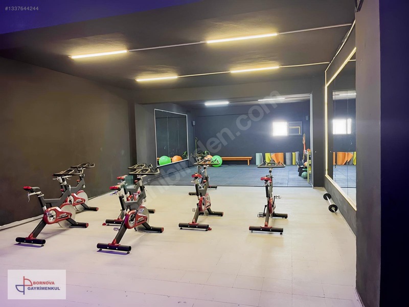 Kazım Dirikte 550 M2 Bakımlı Dans Okulu Dernek Vb Uygun İş Yeri