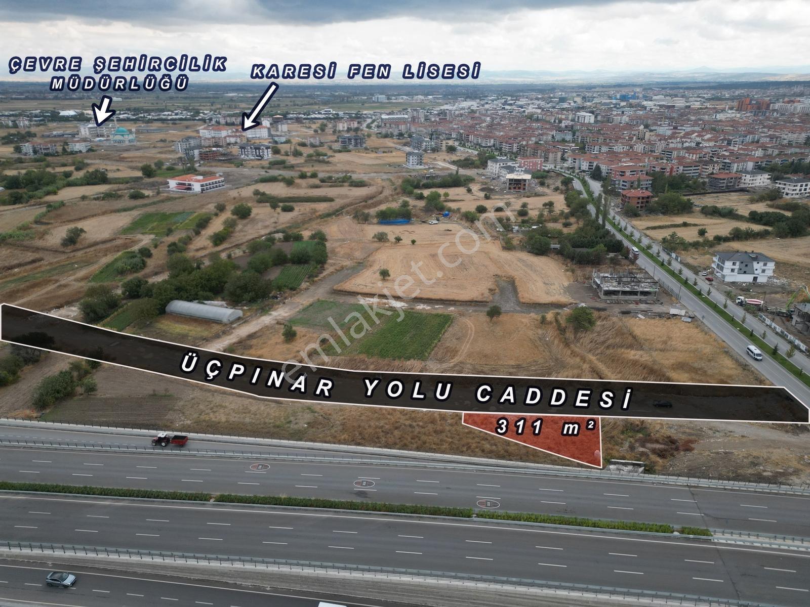 Üçpınar Mah. Paşaalanı Mevkii Caddeye Cephe Satılık 311 M² Tarla