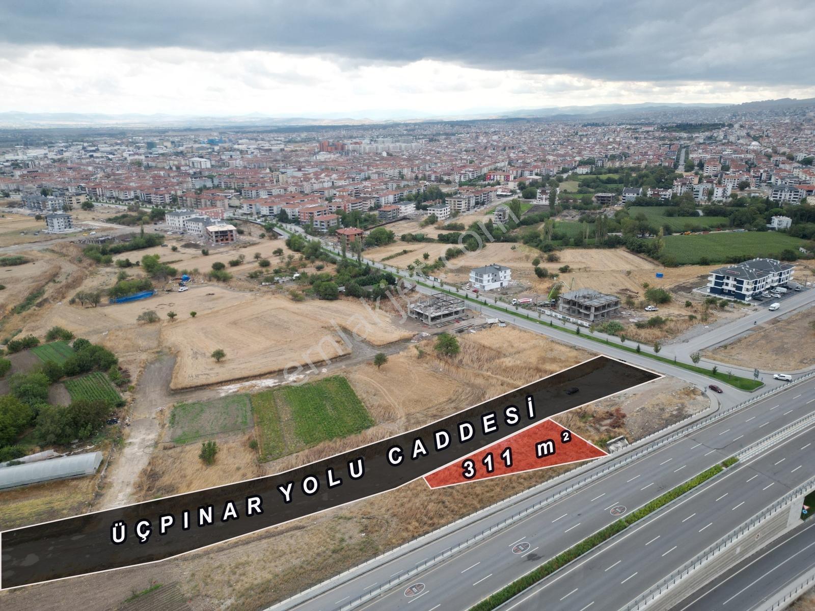 Üçpınar Mah. Paşaalanı Mevkii Caddeye Cephe Satılık 311 M² Tarla — fotoğraf 2