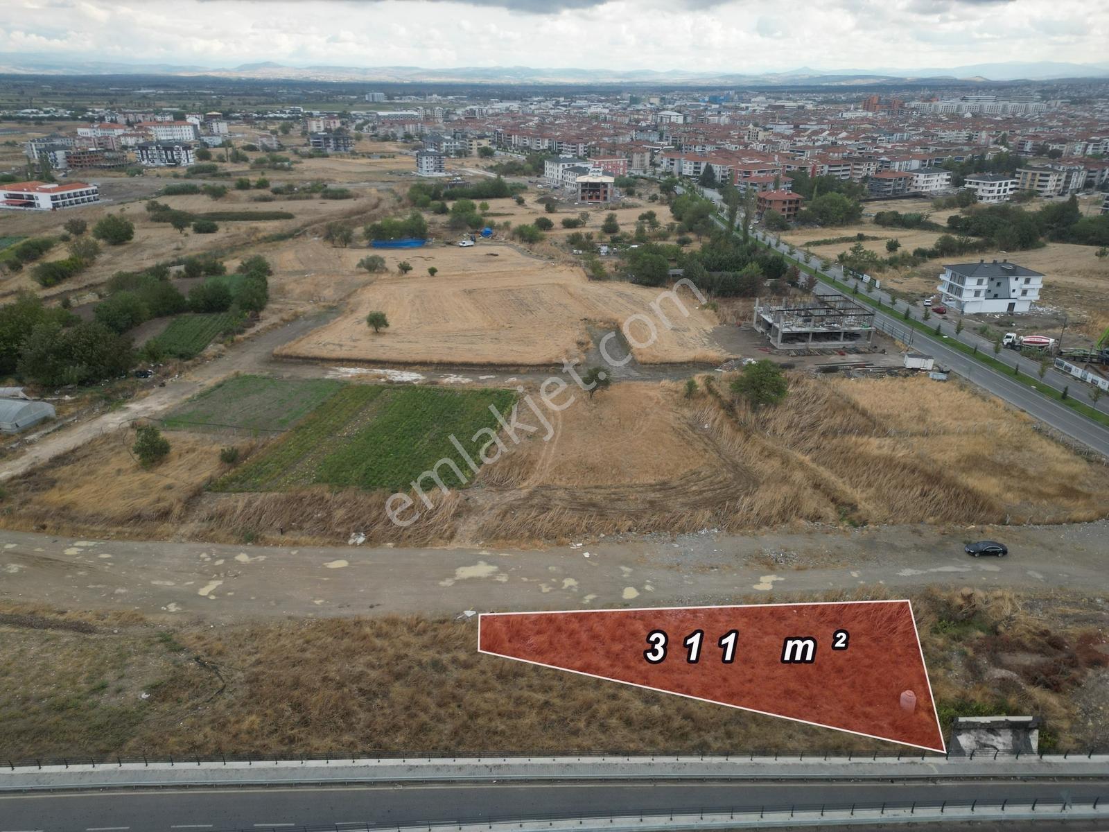 Üçpınar Mah. Paşaalanı Mevkii Caddeye Cephe Satılık 311 M² Tarla — fotoğraf 9