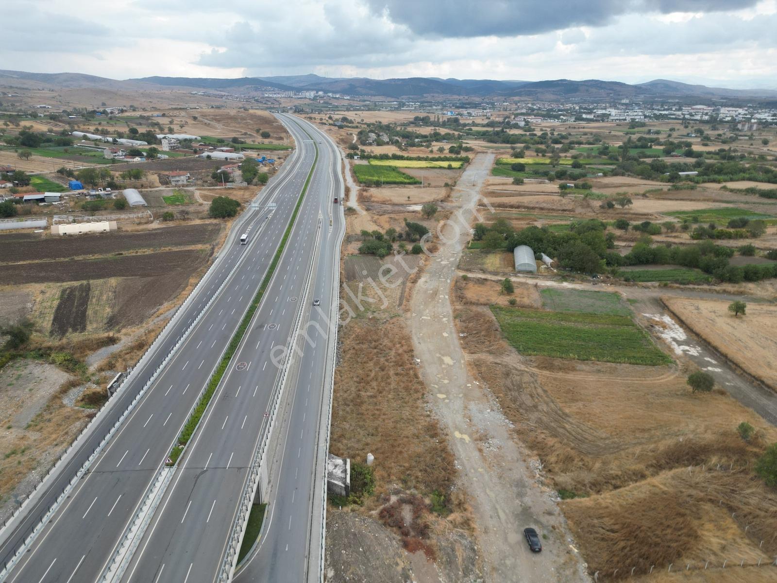 Üçpınar Mah. Paşaalanı Mevkii Caddeye Cephe Satılık 311 M² Tarla — fotoğraf 14