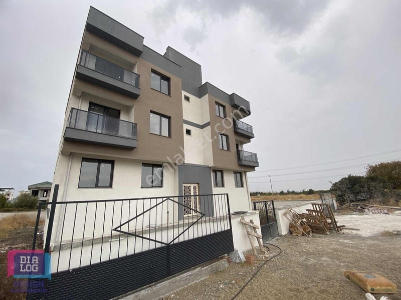 Aliağa'da Önü Açık Ara Kat 2+1 K.mutfak Satılık Daire