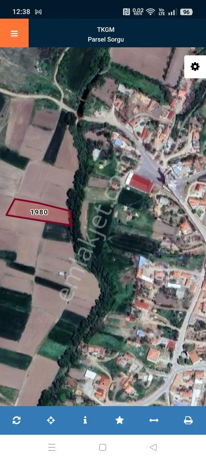 Kırklareli Paşayeri Köyü İmar İçinde 2.250 M2 Tarla