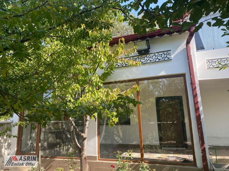 Asrın Emlak'tan Karşıyaka Mh.satılık 600 Mt Arsalı Müstakil Ev