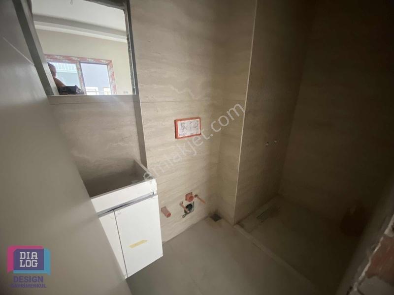 Aksoyda Sahile Yakın 3+1 Ara Kat Satılık Daire — fotoğraf 12