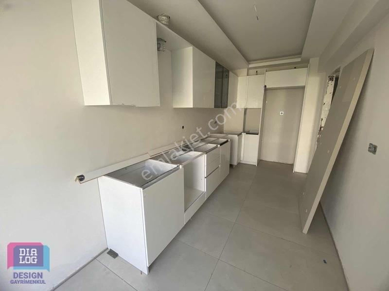 Aksoyda Sahile Yakın 3+1 Ara Kat Satılık Daire — fotoğraf 19