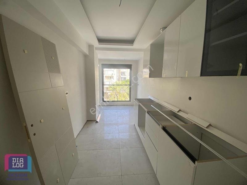 Aksoyda Sahile Yakın 3+1 Ara Kat Satılık Daire — fotoğraf 21