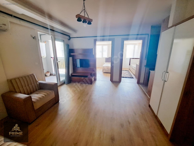 Satılık 2+1,eşyalı,arakat Daire — fotoğraf 2
