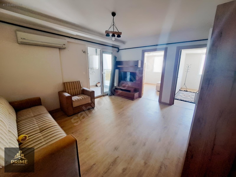 Satılık 2+1,eşyalı,arakat Daire — fotoğraf 3