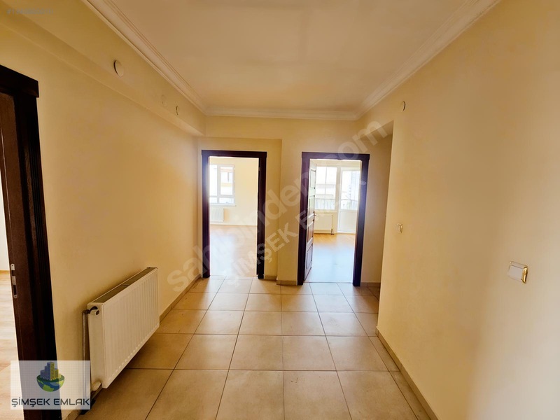 Şimşekten Y. Mahalle Çiğdemtepe De 3+1 130 M2 Site Dairesi 5.kat — fotoğraf 7