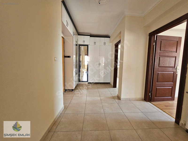 Şimşekten Y. Mahalle Çiğdemtepe De 3+1 130 M2 Site Dairesi 5.kat — fotoğraf 12