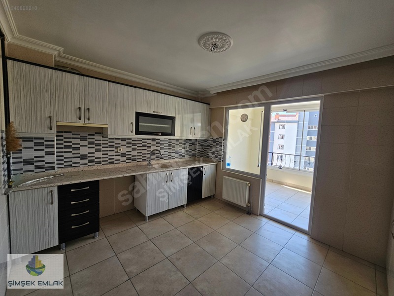 Şimşekten Y. Mahalle Çiğdemtepe De 3+1 130 M2 Site Dairesi 5.kat — fotoğraf 14