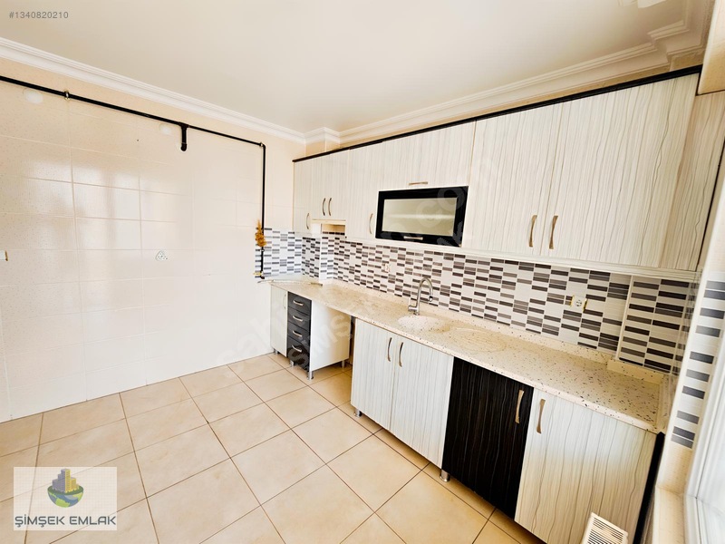 Şimşekten Y. Mahalle Çiğdemtepe De 3+1 130 M2 Site Dairesi 5.kat — fotoğraf 17