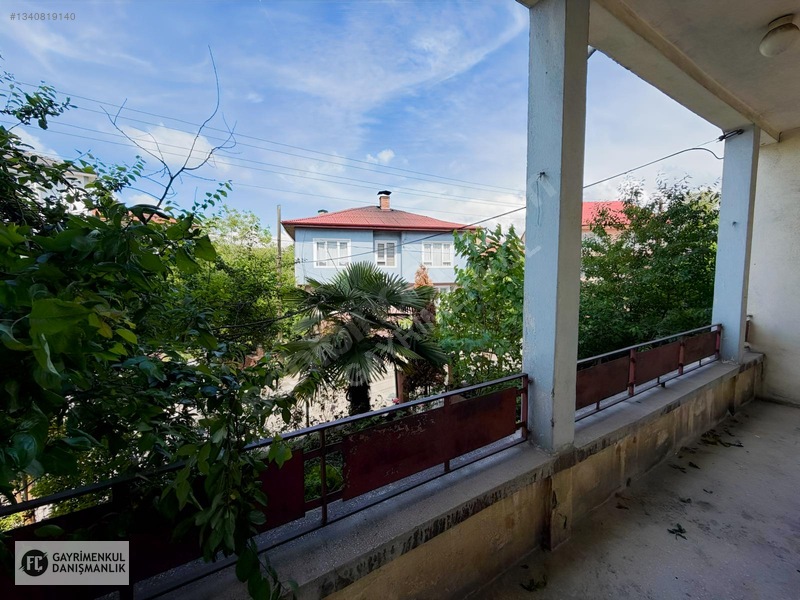 Şehrin Merkezinde 3+1 Satılık Daire — fotoğraf 7