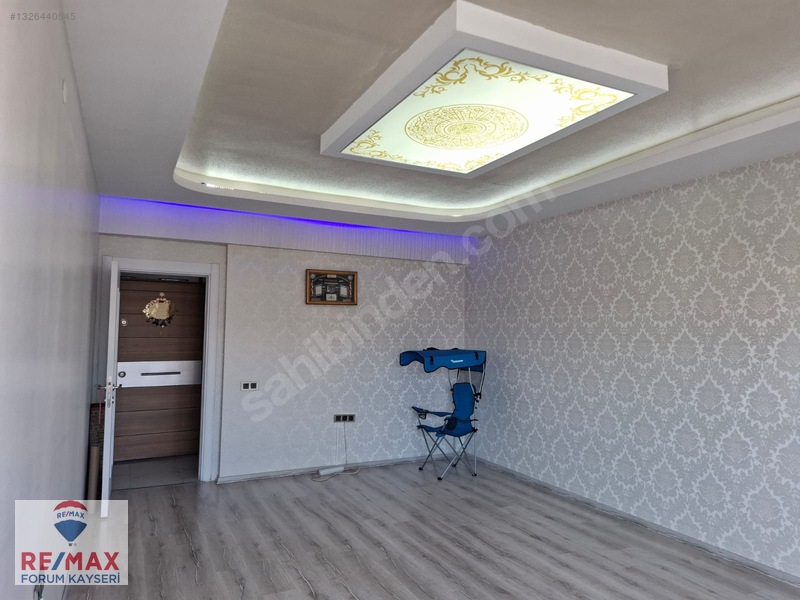 Melikgazi Küçük Ali De İçi Lüks Yapılı Satılık 3+1 Daire — fotoğraf 10