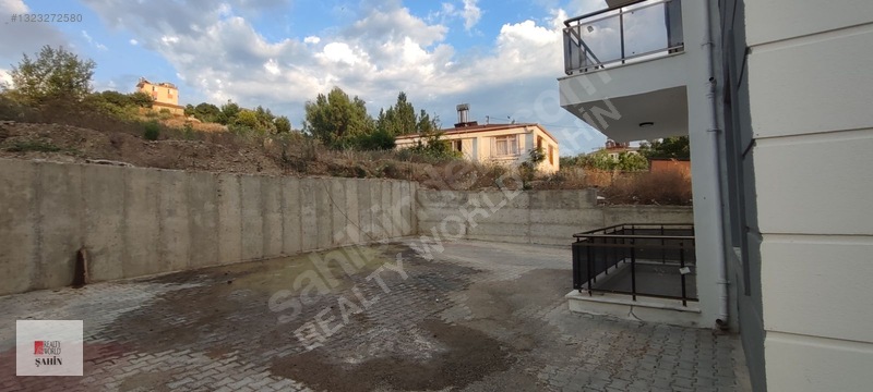 Merkez Mahallesinde Sıfır Lüks Satılık 1+1 Daire — fotoğraf 7